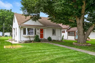 212 14th Avenue S, South Saint Paul, MN 55075 - Photo 1