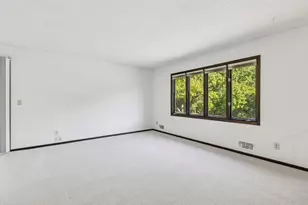 13910 Herald Ct, Apple Valley, MN 55124 - Photo 6