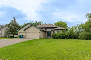 7309 Deer Pass Dr, Centerville, MN 55038 - Photo 1