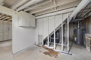 908 Clover Ln, Grand Rapids, MN 55744 - Photo 14