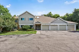 11166 Westwind Dr, Eden Prairie, MN 55344 - Photo 1