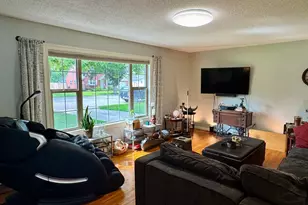 705 S 12th St, Olivia, MN 56277 - Photo 12