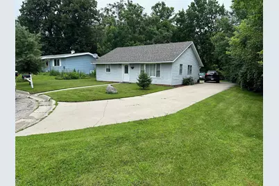 1200 16th Street NE, Willmar, MN 56201 - Photo 1