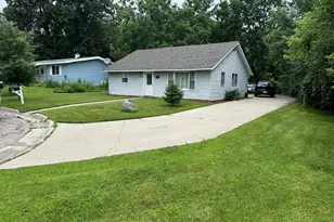 1200 16th St NE, Willmar, MN 56201 - Photo 1