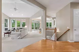 19081 Inndale Dr, Lakeville, MN 55044 - Photo 6