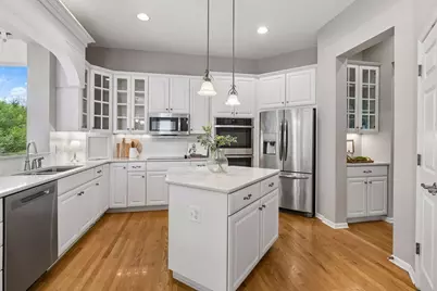 19081 Inndale Drive, Lakeville, MN 55044 - Photo 4