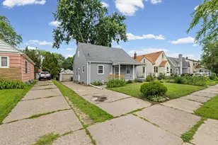 1125 Farrington St, Saint Paul, MN 55117 - Photo 2
