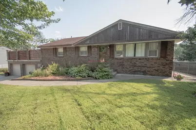 5800 Halifax Avenue N, Brooklyn Center, MN 55429 - Photo 1