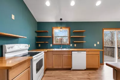 31185 Hillside Pass, Pequot Lakes, MN 56472 - Photo 6