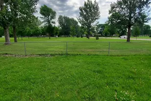 3474 18th St S, Fargo, ND 58104 - Photo 6