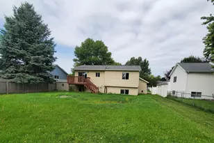 3474 18th St S, Fargo, ND 58104 - Photo 4