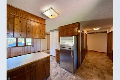 1614 S 27th Avenue S, Moorhead, MN 56560 - Photo 4
