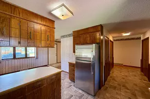 1614 S 27th Ave S, Moorhead, MN 56560 - Photo 4