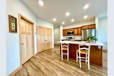 715 Lake Shore Drive NE #201, Bemidji, MN 56601 - Photo 8