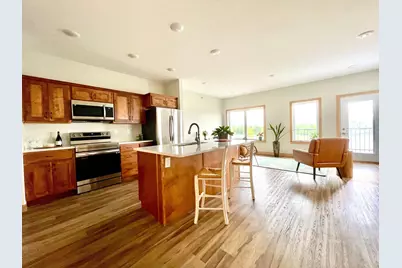 715 Lake Shore Drive NE #201, Bemidji, MN 56601 - Photo 2