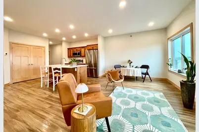 715 Lake Shore Drive NE #201, Bemidji, MN 56601 - Photo 14