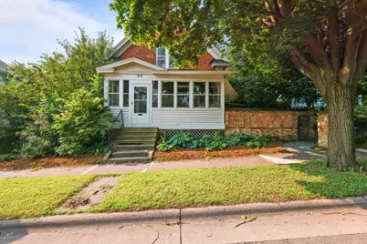 22 George Street W, Saint Paul, MN 55107 - Photo 1