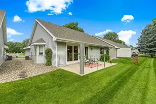 308 Park Ave S, Saint Cloud, MN 56301 - Photo 2