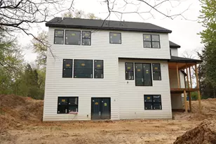 4044 Merriam Rd, Minnetonka, MN 55305 - Photo 2