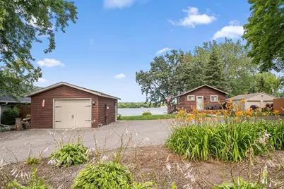 546 Lakeshore Circle, Annandale, MN 55302 - Photo 1