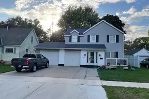 1109 9th St NW, Austin, MN 55912 - Photo 1