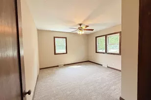 101 S 5th St, Montevideo, MN 56265 - Photo 28