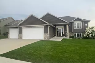 4609 Buckingham Dr NW, Rochester, MN 55901 - Photo 1