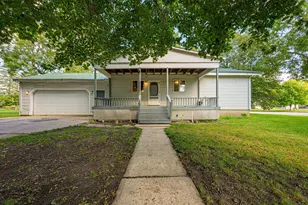 141 3rd St E, Hector, MN 55342 - Photo 2