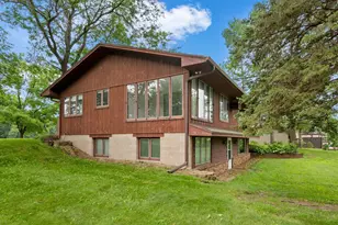 2620 24th St SE, Buffalo, MN 55313 - Photo 2