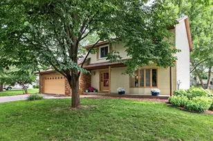 10279 Winter Pl, Eden Prairie, MN 55347 - Photo 1