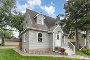 2544 19th Ave E, North Saint Paul, MN 55109 - Photo 1