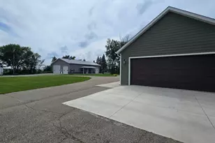 84237 State Hwy 251, Hollandale, MN 56045 - Photo 6