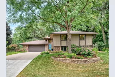 1028 Brompton Place, Mendota Heights, MN 55118 - Photo 1