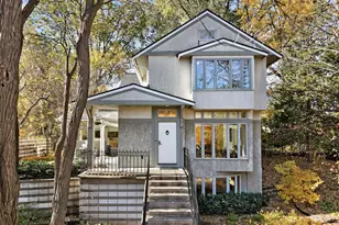 555 Montcalm Pl, Saint Paul, MN 55116 - Photo 1