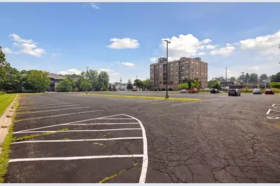 750 Summit Avenue, Saint Paul, MN 55105 - Photo 10