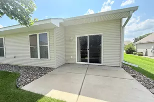 853 Aurora Cir, Red Wing, MN 55066 - Photo 14