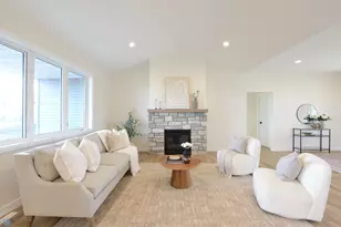 2665 69th Ave S, Fargo, ND 58104 - Photo 4