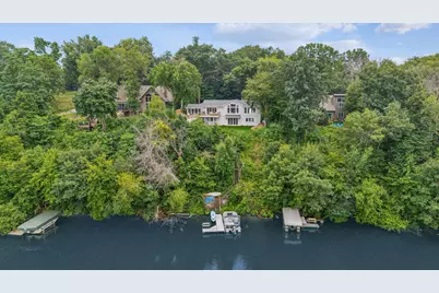 621 Mallalieu Drive, Hudson, WI 54016 - Photo 2