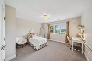 621 Mallalieu Dr, Hudson, WI 54016 - Photo 36