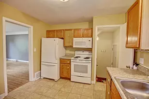 1964 4th St E, Saint Paul, MN 55119 - Photo 8