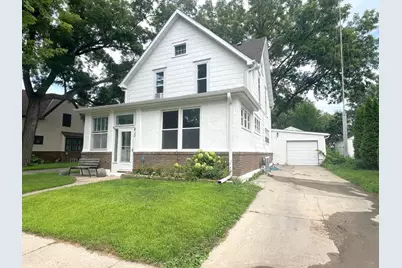 615 3rd Street SE, Willmar, MN 56201 - Photo 2