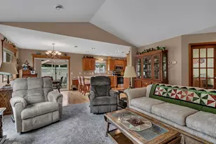 348 Jefferson Ln, Saint Joseph, MN 56374 - Photo 10