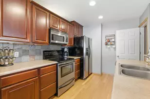 3467 Greenwood Ct S, Eagan, MN 55122 - Photo 4