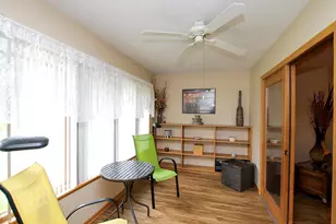 250 Freemont Ave SE, Hutchinson, MN 55350 - Photo 8