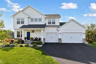 1418 Bluff Border Rd, New Richmond, WI 54017 - Photo 1