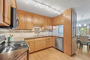 55 Garden Dr, Burnsville, MN 55337 - Photo 18