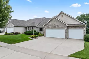 980 Aurora Cir, Red Wing, MN 55066 - Photo 4