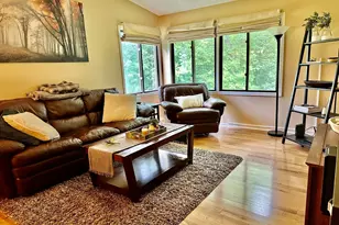 4371 Arden View Ct, Arden Hills, MN 55112 - Photo 8