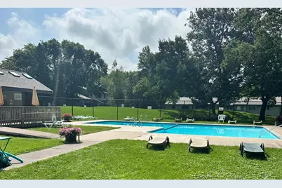 4371 Arden View Court, Arden Hills, MN 55112 - Photo 10