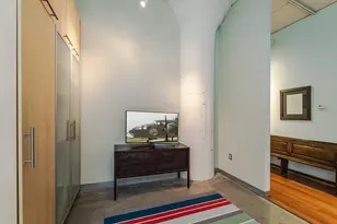 250 Park Ave, Minneapolis, MN 55415 - Photo 8